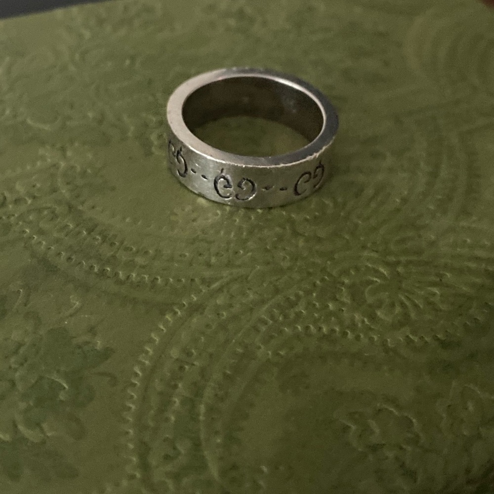 Gucci Ghost Ring